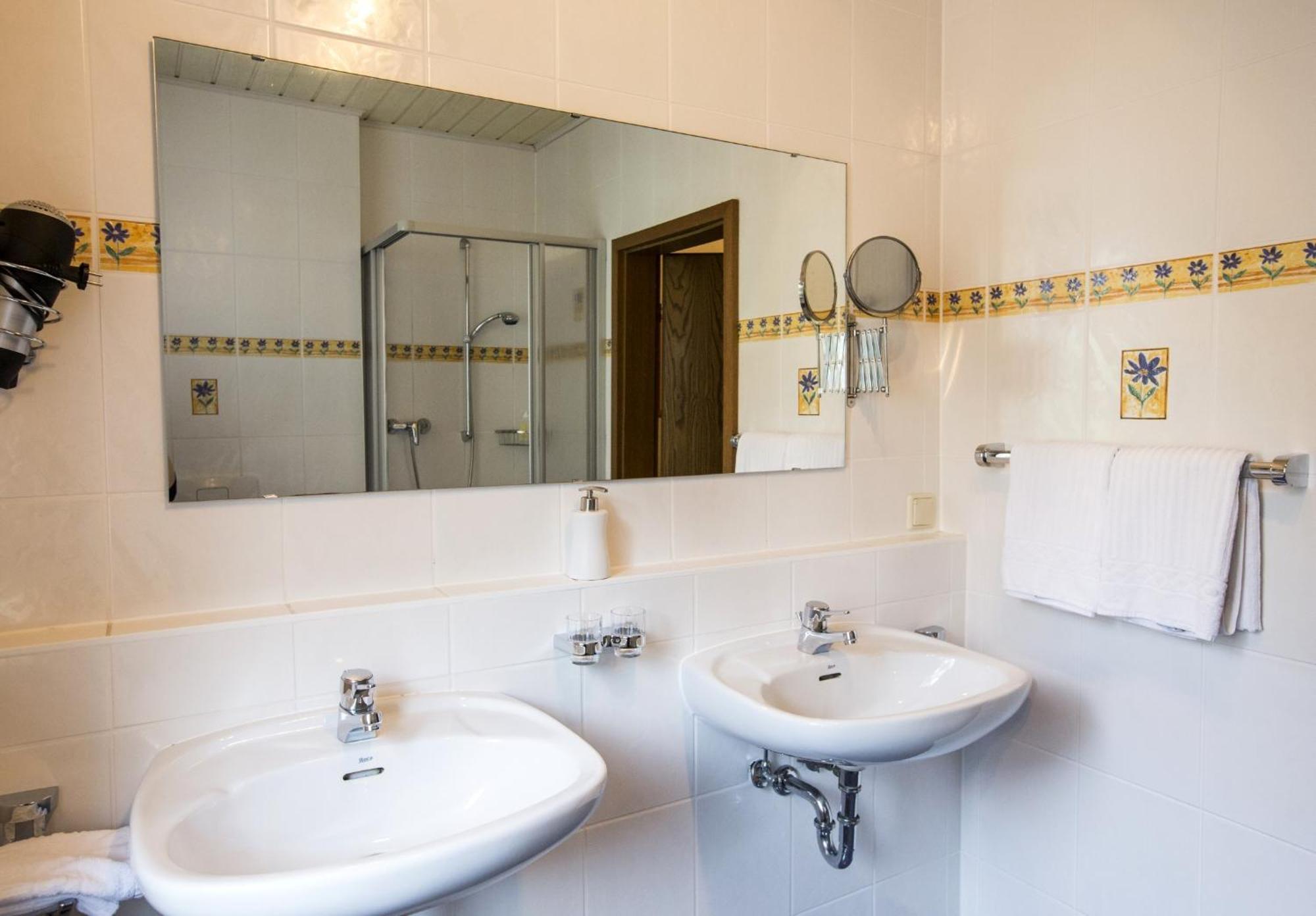 Hotel-Pension-Waldblick Garni Gittersdorf الغرفة الصورة